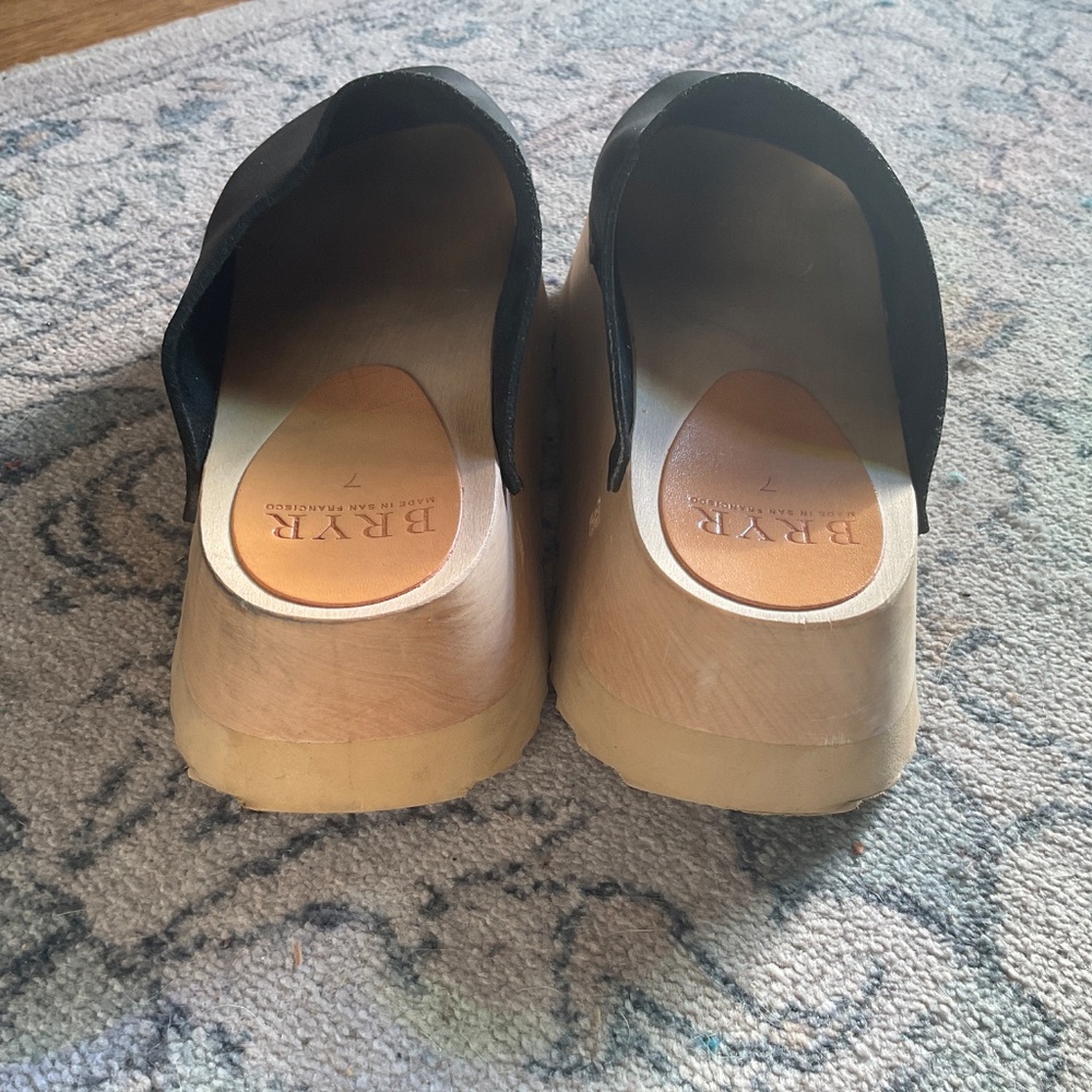 Bryr Clogs Chonk in Black size 7 (lightly worn) - Picture 5 of 5
